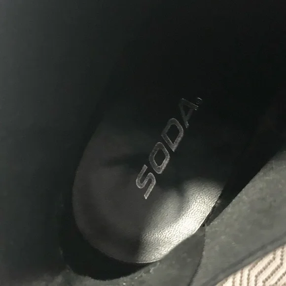 Soda Black Chunky Heeled Ankle Boots with crocodile/snake print - Picture 14 of 14